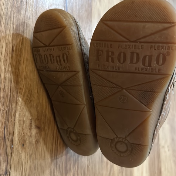 Froddo Toddler Boys Girls Camel Brown Leather Shoes Size 22 - Picture 4 of 4
